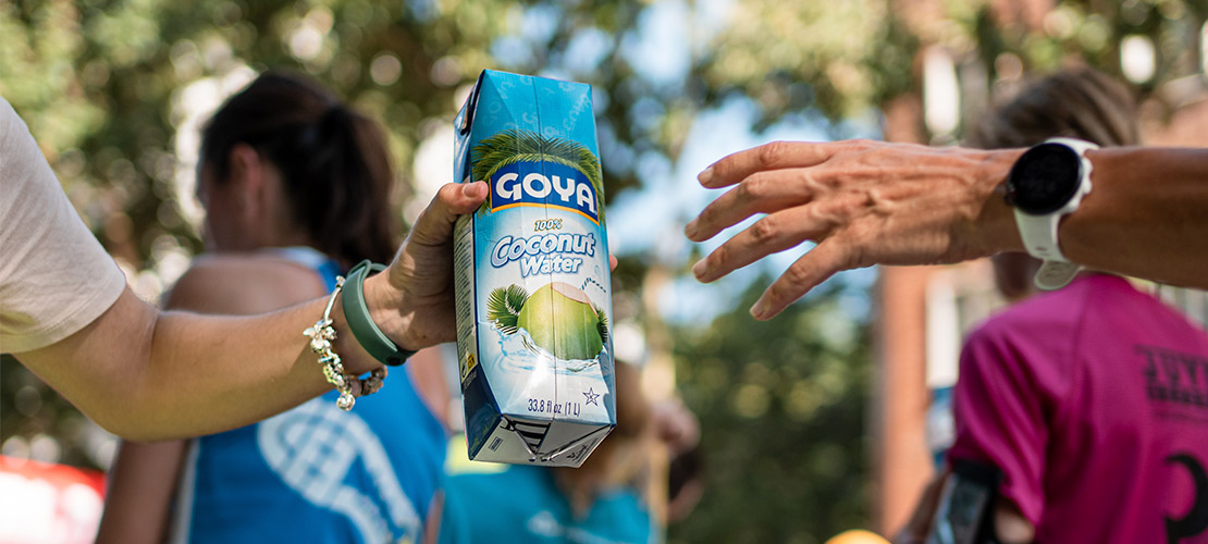 La rehidratación natural del agua de coco de Goya vuelve al Maratón